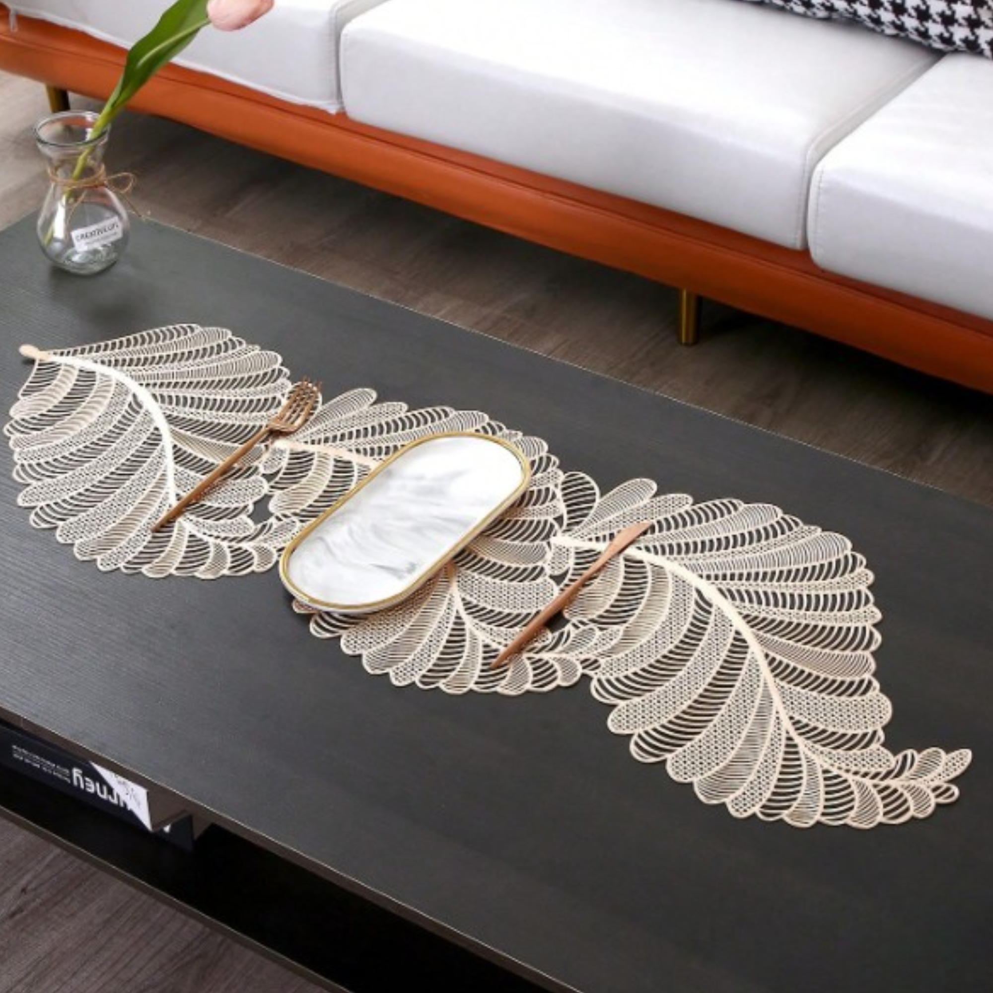 leaf shaped table runner